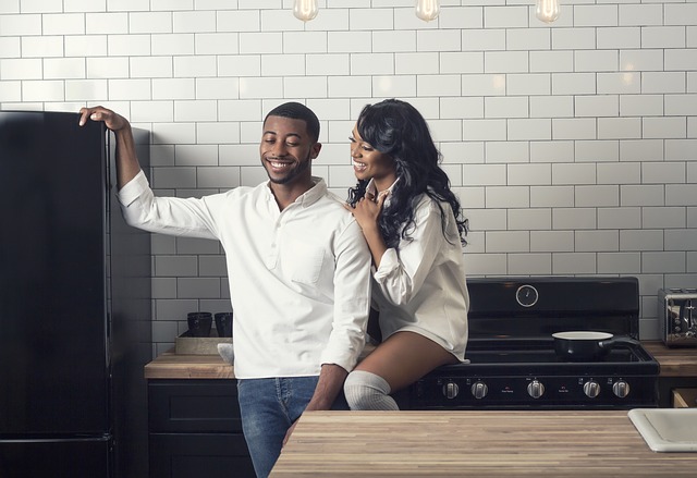 couple-4092612_640